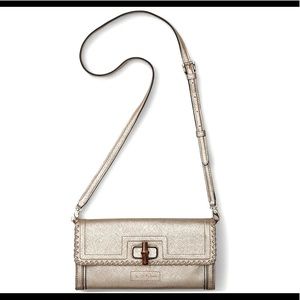 Final price TOMMY BAHAMA Del Cano  Clutch